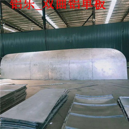 長汀雙曲鋁單板，匠心之選，鋁樂建材打造卓越建筑外衣